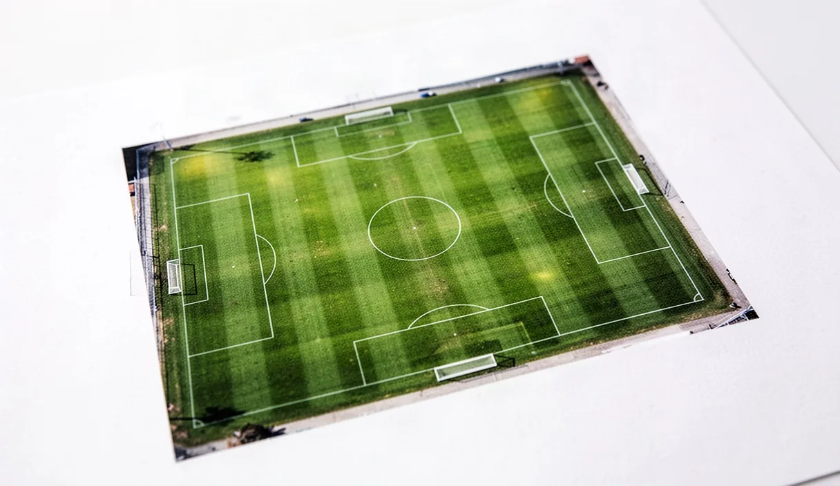 4-3-3 vs 4-2-3-1: What Actually Changes on the Pitch